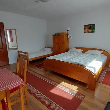Szenkeparti Vendeghaz Vendégház Penyige