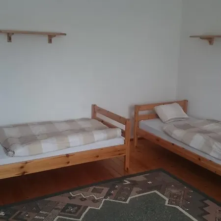 Szenkeparti Vendeghaz *