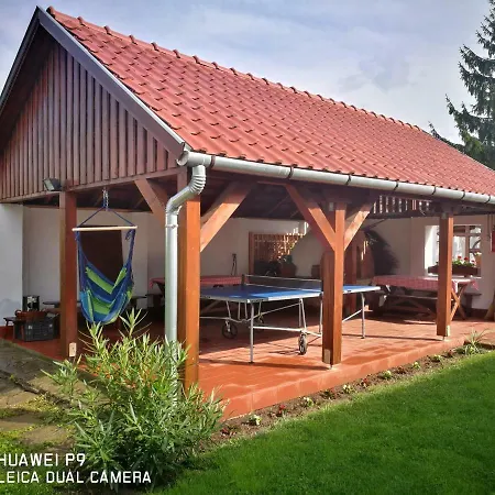 Szenkeparti Vendeghaz Guest house
